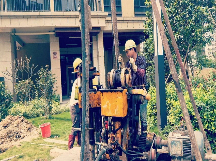 周矶管理区一楼盘地下室漏水进行注浆加固