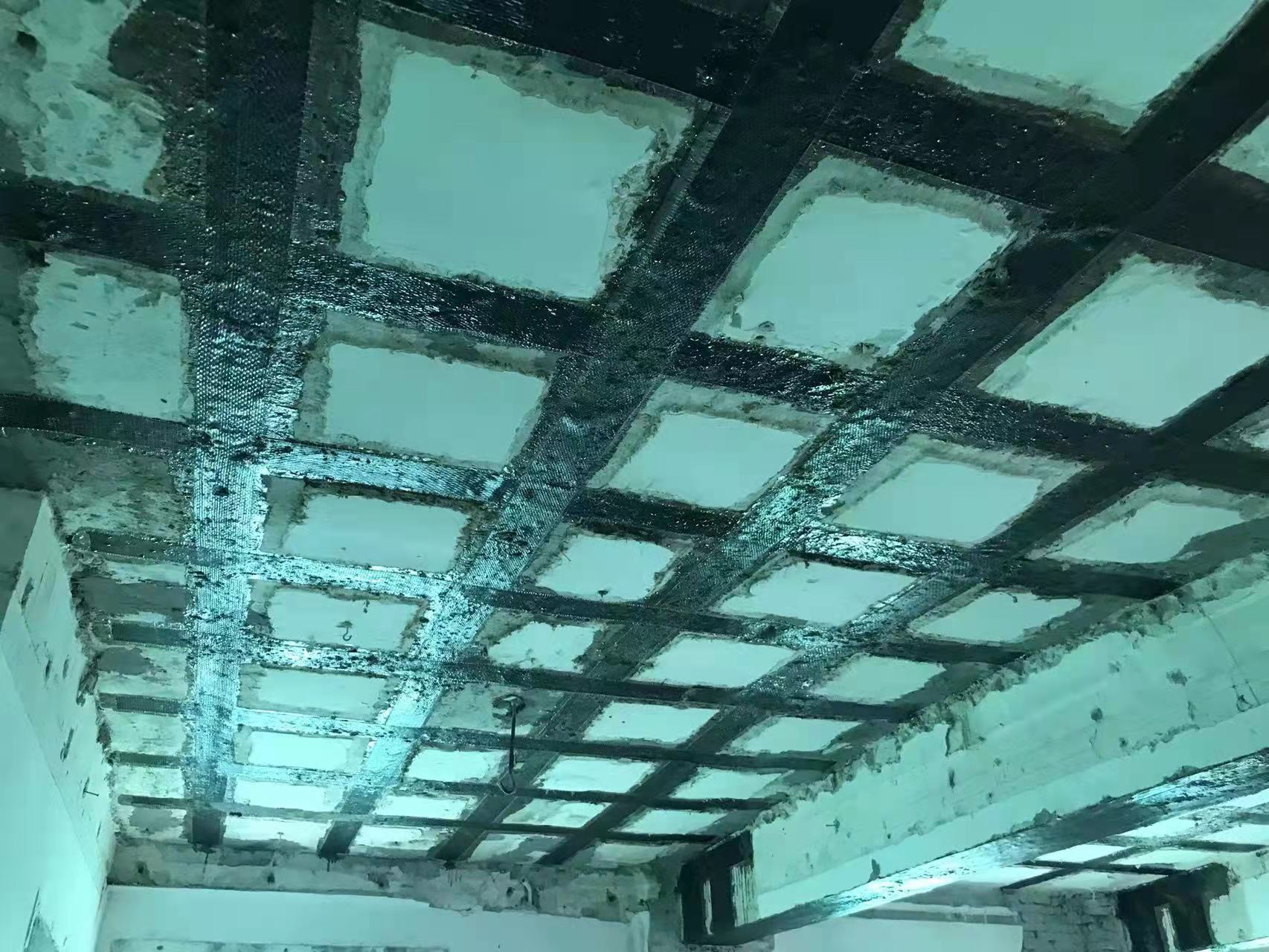 周矶管理区粘碳纤维布施工工艺
